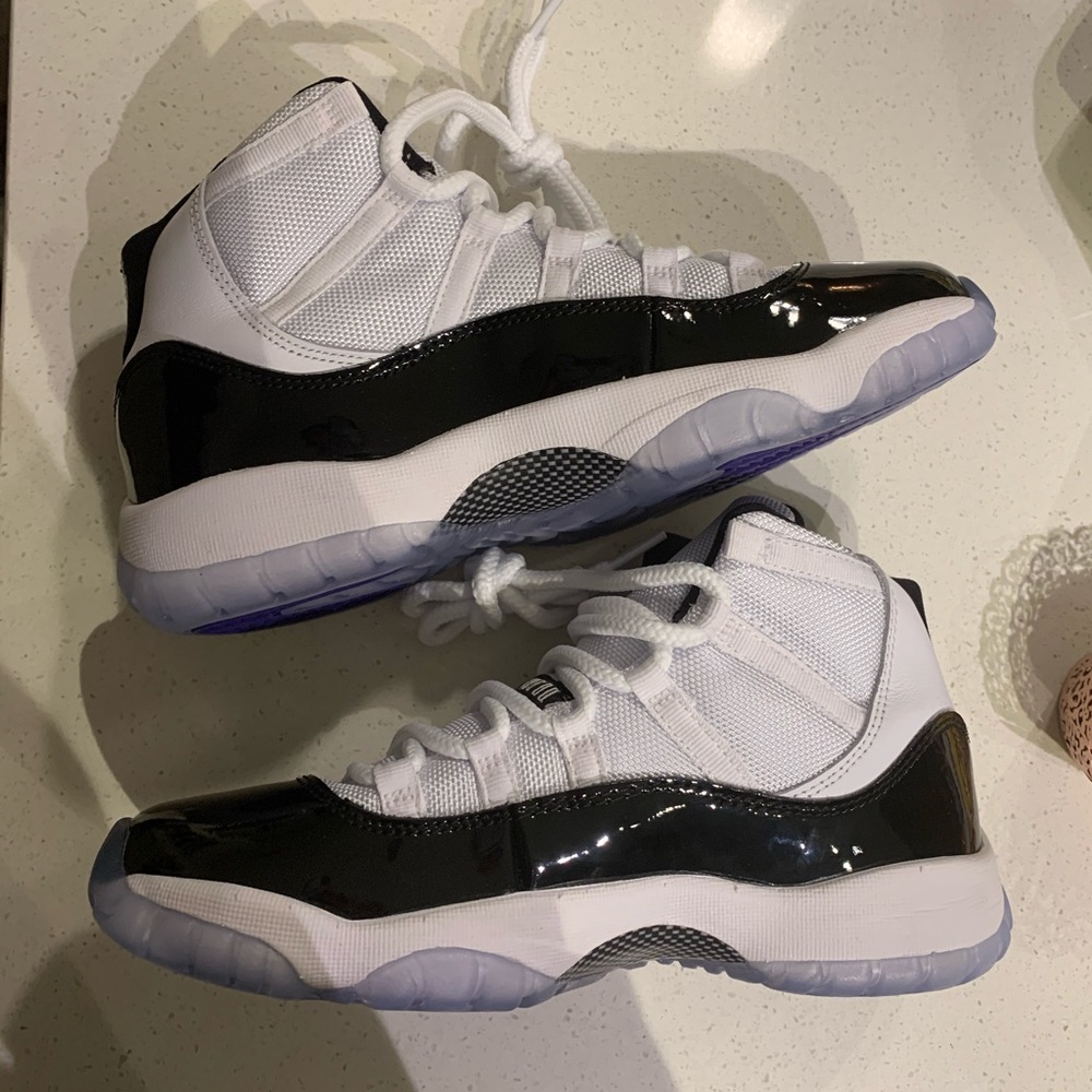 Jordan 11 Concords - 5.5Y GS